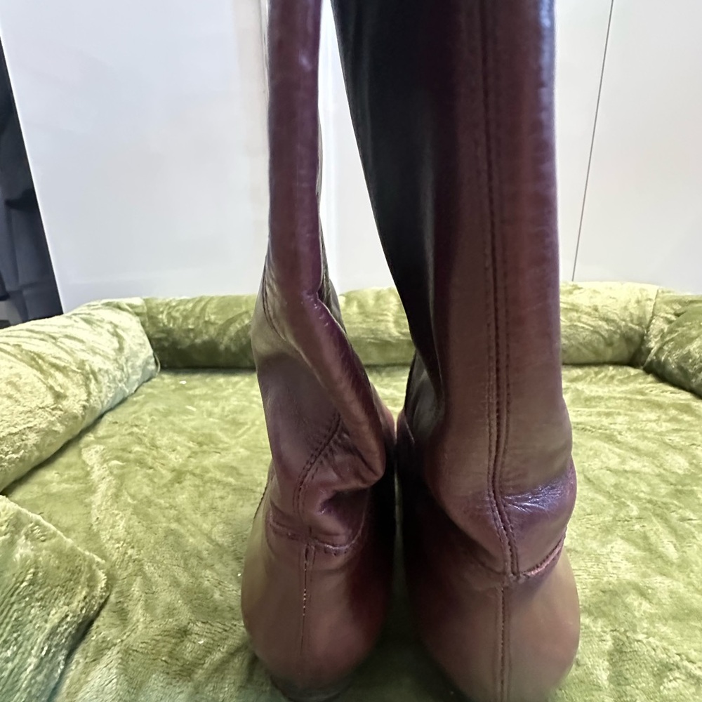 Yves Saint Laurent Burgundy Heeled Boots - Picture 4 of 10